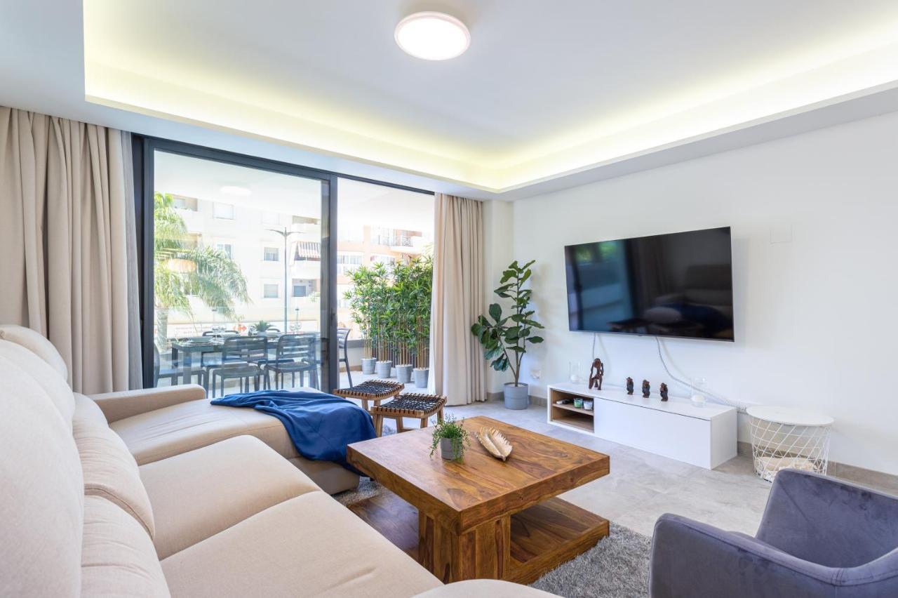 Blue Infinity Luxury Apartment By Ghr Rentals Estepona Exterior foto